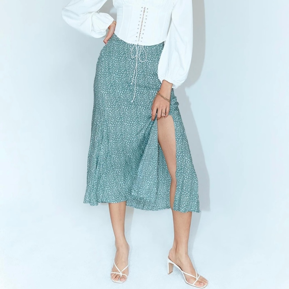 NWT Princess Polly Louise MIDI Skirt